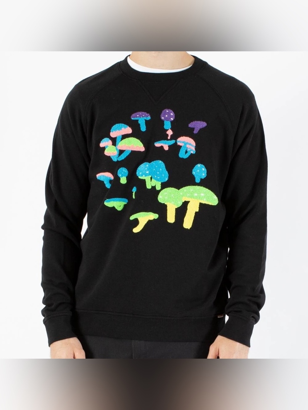 AMBSN MODERN MOUSE MUSHROOM CREWNECK SWEATSHIRT SZ M